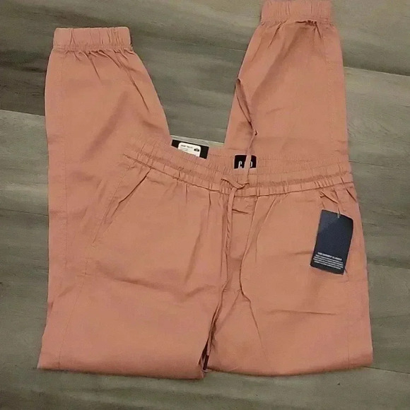 GAP Joggers  - Picture 2 of 5